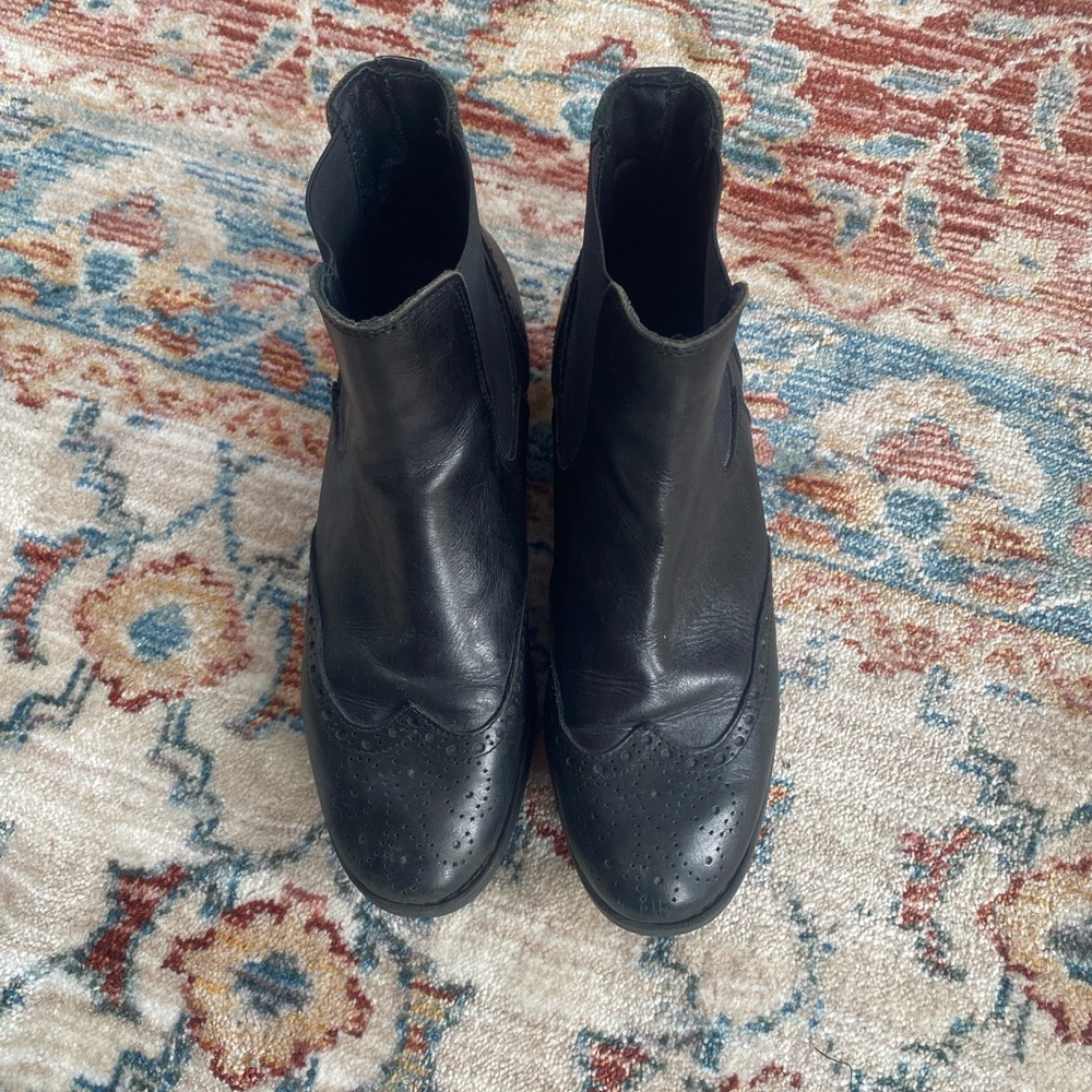 Black Chelsea Boots